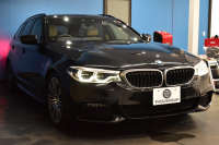 BMW 5シリーズ 530iﾂｰﾘﾝｸﾞ Mｽﾎﾟｰﾂ ﾊｲﾗｲﾝ&ｱﾄﾞﾊﾞﾝｽP 新ﾃﾞｻﾞｲﾝ全面液晶ﾒｰﾀｰ LEDﾍｯﾄﾞﾗｲﾄ 全席ｼｰﾄﾋｰﾀｰ付ﾍﾞｰｼﾞｭ革 追従ACC HUD ﾀｯﾁﾊﾟﾈﾙHDDﾅﾋﾞ 全周囲ｶﾒﾗ3Dﾋﾞｭｰ Pｱｼｽﾄ 車線変更&逸脱&歩行者警告  19AW 2年保証