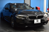 BMW 5シリーズ 530iﾂｰﾘﾝｸﾞ Mｽﾎﾟｰﾂ ﾊｲﾗｲﾝ&ｱﾄﾞﾊﾞﾝｽP 新ﾃﾞｻﾞｲﾝ全面液晶ﾒｰﾀｰ LEDﾍｯﾄﾞﾗｲﾄ 全席ｼｰﾄﾋｰﾀｰ付ﾍﾞｰｼﾞｭ革 追従ACC HUD ﾀｯﾁﾊﾟﾈﾙHDDﾅﾋﾞ 全周囲ｶﾒﾗ3Dﾋﾞｭｰ Pｱｼｽﾄ 車線変更&逸脱&歩行者警告  19AW 2年保証
