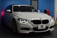 BMW 3シリーズ 320iﾂｰﾘﾝｸﾞ Mｽﾎﾟｰﾂ  LCI後期 8Aｴﾝｼﾞﾝ ﾊﾟﾉﾗﾏｻﾝﾙｰﾌ 1ｵｰﾅｰ 社外ﾌﾙｾｸﾞTV 19AW LEDﾍｯﾄﾞﾗｲﾄ&ﾃｰﾙ 追従ACC 車線逸脱&歩行者警告 衝突軽減ﾌﾞﾚｰｷ ｱﾙｶﾝﾀｰﾗ電動ｽﾎﾟｰﾂｼｰﾄ ﾀｯﾁﾊﾟｯﾄﾞiﾄﾞﾗｲﾌﾞHDDﾅﾋﾞ BｶﾒﾗﾘｱPDC 電動Rｹﾞｰﾄ 2年保証