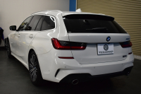 BMW 3シリーズ 330iﾂｰﾘﾝｸﾞ Mｽﾎﾟｰﾂ G21型 1ｵｰﾅｰ 高出力 ｲﾉﾍﾞｰｼｮﾝ&ﾊｲﾗｲﾝ&ｺﾝﾌｫｰﾄP ﾚｰｻﾞｰLEDﾗｲﾄ ﾋｰﾀｰ付黒革 ACC HUD 18AW Mｽﾎﾟｰﾂﾌﾞﾚｰｷ ﾊﾟｰｷﾝｸﾞｱｼｽﾄ+ 全周囲ｶﾒﾗ ｼﾞｪｽﾁｬｰC対応ﾀｯﾁﾊﾟﾈﾙﾅﾋﾞ ｱｯﾌﾟﾙｶｰﾌﾟﾚｲ 電動Rｹﾞｰﾄ ﾜｲﾔﾚｽ充電2年保証