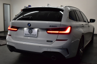 BMW 3シリーズ 330iﾂｰﾘﾝｸﾞ Mｽﾎﾟｰﾂ G21型 1ｵｰﾅｰ 高出力 ｲﾉﾍﾞｰｼｮﾝ&ﾊｲﾗｲﾝ&ｺﾝﾌｫｰﾄP ﾚｰｻﾞｰLEDﾗｲﾄ ﾋｰﾀｰ付黒革 ACC HUD 18AW Mｽﾎﾟｰﾂﾌﾞﾚｰｷ ﾊﾟｰｷﾝｸﾞｱｼｽﾄ+ 全周囲ｶﾒﾗ ｼﾞｪｽﾁｬｰC対応ﾀｯﾁﾊﾟﾈﾙﾅﾋﾞ ｱｯﾌﾟﾙｶｰﾌﾟﾚｲ 電動Rｹﾞｰﾄ ﾜｲﾔﾚｽ充電2年保証