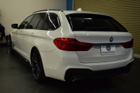 BMW 5シリーズ 523i ﾂｰﾘﾝｸﾞ Mｽﾎﾟｰﾂ 1ｵｰﾅｰ ｾﾚｸﾄ&ﾊｲﾗｲﾝP ﾊﾟﾉﾗﾏｻﾝR 4ｿﾞｰﾝAC 変更後全面液晶ﾒｰﾀｰ Mﾊﾟﾌｫｰﾏﾝｽ20AW 全席ﾋｰﾀｰ付黒革 HUD LEDﾍｯﾄﾞﾗｲﾄ 追従ACC 車線変更&逸脱警告 衝突軽減B ﾀｯﾁﾊﾟﾈﾙHDDﾅﾋﾞ 全周囲ｶﾒﾗ3Dﾋﾞｭｰ ﾊｰﾏﾝｶｰﾄﾞﾝ 電動Rｹﾞｰﾄ 2年保証