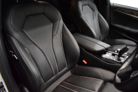 BMW 5シリーズ 523i Mｽﾎﾟｰﾂ 1ｵｰﾅｰ ﾊｲﾗｲﾝP 変更後全面液晶ﾒｰﾀｰﾊﾟﾈﾙ 全席ﾋｰﾀｰ付黒革 HUD LEDﾍｯﾄﾞﾗｲﾄ 追従ACC 車線変更&逸脱警告 衝突軽減B ﾀｯﾁﾊﾟﾈﾙ対応iﾄﾞﾗｲﾌﾞHDDﾅﾋﾞﾌﾙｾｸﾞ 全周囲ｶﾒﾗ3Dﾋﾞｭｰ 電動ﾄﾗﾝｸ 19AW 2年保証