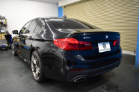 BMW 5シリーズ 530e Mｽﾎﾟｰﾂ PHEV 変更後全面液晶ﾒｰﾀｰ 全席ﾋｰﾀｰ付白革 LEDﾍｯﾄﾞﾗｲﾄ 追従ACC HUD 車線変更&逸脱警告 衝突軽減B ﾀｯﾁﾊﾟﾈﾙ対応iﾄﾞﾗｲﾌﾞHDDﾅﾋﾞﾌﾙｾｸﾞ 3Dﾋﾞｭｰ全周囲ｶﾒﾗ Pｱｼｽﾄ 電動ﾄﾗﾝｸ 2年保証