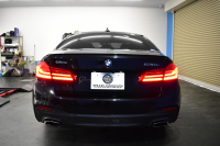 BMW 5シリーズ 530e Mｽﾎﾟｰﾂ PHEV 変更後全面液晶ﾒｰﾀｰ 全席ﾋｰﾀｰ付白革 LEDﾍｯﾄﾞﾗｲﾄ 追従ACC HUD 車線変更&逸脱警告 衝突軽減B ﾀｯﾁﾊﾟﾈﾙ対応iﾄﾞﾗｲﾌﾞHDDﾅﾋﾞﾌﾙｾｸﾞ 3Dﾋﾞｭｰ全周囲ｶﾒﾗ Pｱｼｽﾄ 電動ﾄﾗﾝｸ 2年保証