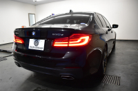 BMW 5シリーズ 530e Mｽﾎﾟｰﾂ PHEV 変更後全面液晶ﾒｰﾀｰ 全席ﾋｰﾀｰ付白革 LEDﾍｯﾄﾞﾗｲﾄ 追従ACC HUD 車線変更&逸脱警告 衝突軽減B ﾀｯﾁﾊﾟﾈﾙ対応iﾄﾞﾗｲﾌﾞHDDﾅﾋﾞﾌﾙｾｸﾞ 3Dﾋﾞｭｰ全周囲ｶﾒﾗ Pｱｼｽﾄ 電動ﾄﾗﾝｸ 2年保証