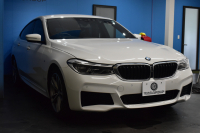 BMW 6シリーズ 623dｸﾞﾗﾝﾂｰﾘｽﾓ Mｽﾎﾟｰﾂ LEDﾍｯﾄﾞﾗｲﾄ  ACC  ﾋｰﾀｰ付黑革 HUD 19AW 衝突軽減B 車線変更 &逸脱&歩行者警告 ﾀｯﾁﾊﾟﾈﾙﾅﾋﾞﾌﾙｾｸﾞ全周囲ｶﾒ 液晶ﾒｰﾀｰ  電格ﾘｱｳｲﾝｸﾞ 電動ﾄﾗﾝｸ 2年保証
