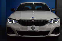 BMW 3シリーズ M340i Xﾄﾞﾗｲﾌﾞ ｵﾌﾟｼｮﾝMｽﾎﾟｰﾂｼｰﾄ ﾋｰﾀｰ付黒革 ACC HUD ﾚｰｻﾞｰLEDﾗｲﾄ 可変Mｻｽ Mｽﾎﾟｰﾂﾌﾞﾚｰｷ ｼﾞｪｽﾁｬｰC ﾊｰﾏﾝｶｰﾄﾞﾝｽﾋﾟｰｶｰ 側面衝突&車線変更&逸脱警告 後退ｱｼｽﾄ ﾀｯﾁﾊﾟﾈﾙﾅﾋﾞ全周囲ｶﾒﾗ 電動ﾄﾗﾝｸ 2年保証