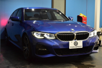BMW 3シリーズ 330i Mｽﾎﾟｰﾂ 『期間限定掲載！』 高出力 ｲﾉﾍﾞｰｼｮﾝ&ﾃﾞﾋﾞｭｰ&ｺﾝﾌｫｰﾄP ﾚｰｻﾞｰLEDﾗｲﾄ ﾋｰﾀｰ付黒革 19AW ACC HUD Mｽﾎﾟｰﾂﾌﾞﾚｰｷ ﾊﾟｰｷﾝｸﾞｱｼｽﾄﾌﾟﾗｽ 全周囲ｶﾒﾗ ｼﾞｪｽﾁｬｰC対応ﾀｯﾁﾊﾟﾈﾙﾅﾋﾞ ｱｯﾌﾟﾙｶｰﾌﾟﾚｲ 2年保証