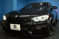 BMW Mシリーズ M4ｸｰﾍﾟ 6速MT 左ﾊﾝﾄﾞﾙ ﾋｰﾀｰ付ｻｷｰﾙｵﾚﾝｼﾞ革 ｶｰﾎﾞﾝR&ｲﾝﾃﾘｱ HUD ｱﾀﾞﾌﾟﾃｨﾌﾞLEDﾍｯﾄﾞﾗｲﾄ ｵﾌﾟｼｮﾝ19AW 衝突軽減ﾌﾞﾚｰｷ 車線逸脱&歩行者警告  ﾀｯﾁﾊﾟｯﾄﾞiﾄﾞﾗｲﾌﾞHDDﾅﾋﾞ 前後PDC ﾌﾙｾｸﾞ Bｶﾒﾗ ｽﾏｰﾄｷｰ  2年保証