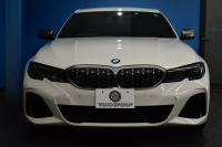 BMW 3シリーズ M340i Xﾄﾞﾗｲﾌﾞ R7年4月迄新車保証付 ﾋｰﾀｰ付黒革 ACC HUD ﾚｰｻﾞｰLEDﾗｲﾄ 可変Mｻｽ Mｽﾎﾟｰﾂﾌﾞﾚｰｷ harman/kardon 側面衝突&車線変更&逸脱警告 後退ｱｼｽﾄ ｼﾞｪｽﾁｬｰC付ﾀｯﾁﾊﾟﾈﾙﾅﾋﾞ全周囲ｶﾒﾗ 電動ﾄﾗﾝｸ 2年保証