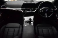 BMW 3シリーズ M340i Xﾄﾞﾗｲﾌﾞ R7年4月迄新車保証付 ﾋｰﾀｰ付黒革 ACC HUD ﾚｰｻﾞｰLEDﾗｲﾄ 可変Mｻｽ Mｽﾎﾟｰﾂﾌﾞﾚｰｷ harman/kardon 側面衝突&車線変更&逸脱警告 後退ｱｼｽﾄ ｼﾞｪｽﾁｬｰC付ﾀｯﾁﾊﾟﾈﾙﾅﾋﾞ全周囲ｶﾒﾗ 電動ﾄﾗﾝｸ 2年保証