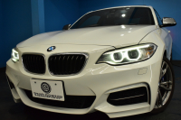BMW 2シリーズ M235iｸｰﾍﾟ 『期間限定掲載！』 直6ﾀｰﾎﾞ 326馬力 ｻﾝﾙｰﾌ ﾋｰﾀｰ付黒革 ﾀｯﾁﾊﾟｯﾄﾞ式iﾄﾞﾗｲﾌﾞHDDﾅﾋﾞ Bｶﾒﾗ ﾘｱPDC  ｱﾀﾞﾌﾟﾃｨﾌﾞMｻｽﾍﾟﾝｼｮﾝ 大型ﾌﾞﾚｰｷｼｽﾃﾑ 18AW 車線逸脱&歩行者警告 衝突軽減ﾌﾞﾚｰｷ ﾊﾟﾄﾞﾙ ﾄﾞﾗﾊﾟﾌｫ DSRC 2年保証