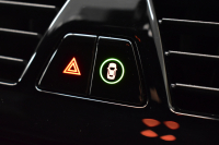 BMW 5シリーズ 530i Mｽﾎﾟｰﾂ 高出力ﾓﾃﾞﾙ ﾊｲﾗｲﾝP 全席ﾋｰﾀｰ付黒革 HUD LEDﾍｯﾄﾞﾗｲﾄ ACC LCW 全面液晶ﾒｰﾀｰ Mｽﾎﾟｰﾂﾌﾞﾚｰｷ ﾀｯﾁﾊﾟﾈﾙ対応iﾄﾞﾗｲﾌﾞHDDﾅﾋﾞﾌﾙｾｸﾞ 3Dﾋﾞｭｰ 車線逸脱&歩行者警告 衝突軽減B 19AW 2年保証