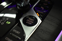 BMW X7 Xdrive 35d Mｽﾎﾟｰﾂ ｳｪﾙﾈｽP 6人乗り ﾊﾟﾉﾗﾏｶﾞﾗｽSR BMWﾚｰｻﾞｰLED 全席ﾋｰﾀｰ付茶革 Fﾍﾞﾝﾁﾚｰｼｮﾝ&ﾏｯｻｰｼﾞ Dｱｼｽﾄﾌﾟﾛ ACC HUD BMWﾗｲﾌﾞｺｯｸﾋﾟｯﾄ ﾀｯﾁﾊﾟﾈﾙﾅﾋﾞ3Dﾋﾞｭｰ ﾌﾙｾｸﾞ ﾊｰﾏﾝｶｰﾄﾞﾝ Apple CarPlay 液晶ﾒｰﾀｰ 21AW 2年保証