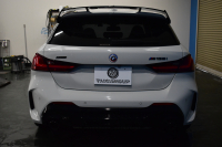 BMW 1シリーズ M135i xDrive ｽﾄﾘｰﾄﾚｰｻｰ 40台限定車 新車保証R7年8月迄 Mperformanceﾊﾟｰﾂ 4WD 可変ｻｽﾍﾟﾝｼｮﾝ Mｽﾎﾟｰﾂﾌﾞﾚｰｷ ACC BMWﾗｲﾌﾞｺｯｸﾋﾟｯﾄ ﾋｰﾀｰ付ｱﾙｶﾝﾀｰﾗｺﾝﾋﾞｽﾎﾟｰﾂｼｰﾄ ﾀｯﾁﾊﾟﾈﾙﾅﾋﾞ ｱｯﾌﾟﾙｶｰﾌﾟﾚｲ LEDﾍｯﾄﾞﾗｲﾄ 2年保証