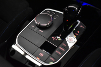 BMW 1シリーズ M135i xDrive ｽﾄﾘｰﾄﾚｰｻｰ 40台限定車 新車保証R7年8月迄 Mperformanceﾊﾟｰﾂ 4WD 可変ｻｽﾍﾟﾝｼｮﾝ Mｽﾎﾟｰﾂﾌﾞﾚｰｷ ACC BMWﾗｲﾌﾞｺｯｸﾋﾟｯﾄ ﾋｰﾀｰ付ｱﾙｶﾝﾀｰﾗｺﾝﾋﾞｽﾎﾟｰﾂｼｰﾄ ﾀｯﾁﾊﾟﾈﾙﾅﾋﾞ ｱｯﾌﾟﾙｶｰﾌﾟﾚｲ LEDﾍｯﾄﾞﾗｲﾄ 2年保証