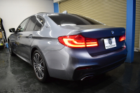 BMW 5シリーズ 530e Mｽﾎﾟｰﾂ PHEV ｻﾝﾙｰﾌ ﾊｲﾗｲﾝP 全席ﾋｰﾀｰ付黒革 Mｽﾎﾟｰﾂﾌﾞﾚｰｷ LEDﾍｯﾄﾞﾗｲﾄ ACC HUD 車線変更&逸脱&歩行者警告 衝突軽減B ｼﾞｪｽﾁｬｰC付ﾀｯﾁﾊﾟﾈﾙHDDﾅﾋﾞﾌﾙｾｸﾞ 全周囲ｶﾒﾗ3Dﾋﾞｭｰ 液晶ﾒｰﾀｰ 電動ﾄﾗﾝｸ 19AW 2年保証