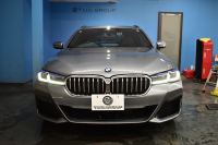 BMW 5シリーズ 523d ﾂｰﾘﾝｸﾞ Xﾄﾞﾗｲﾌﾞ Mｽﾎﾟｰﾂ ｴﾃﾞｨｼｮﾝｼﾞｮｲ+ LCI後期 4WD ｴｸｽｸﾙｰｼﾌﾞﾅｯﾊﾟﾚｻﾞｰP ｲﾉﾍﾞｰｼｮﾝP Fﾍﾞﾝﾁ＆全席ﾋｰﾀｰ&ｴｸｽｸﾙｰｼﾌﾞﾅｯﾊﾟ茶革 新ﾃﾞｻﾞｲﾝﾚｰｻﾞｰLEDﾍｯﾄﾞﾗｲﾄ HUD  ﾗｲﾌﾞｺｸﾋﾟｯﾄ ACC HUD LCW 3Dﾋﾞｭｰ ﾌﾙｾｸﾞ 2年保証
