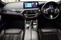 BMW 5シリーズ 523d ﾂｰﾘﾝｸﾞ Xﾄﾞﾗｲﾌﾞ Mｽﾎﾟｰﾂ ｴﾃﾞｨｼｮﾝｼﾞｮｲ+ LCI後期 4WD ｴｸｽｸﾙｰｼﾌﾞﾅｯﾊﾟﾚｻﾞｰP ｲﾉﾍﾞｰｼｮﾝP Fﾍﾞﾝﾁ＆全席ﾋｰﾀｰ&ｴｸｽｸﾙｰｼﾌﾞﾅｯﾊﾟ茶革 新ﾃﾞｻﾞｲﾝﾚｰｻﾞｰLEDﾍｯﾄﾞﾗｲﾄ HUD  ﾗｲﾌﾞｺｸﾋﾟｯﾄ ACC HUD LCW 3Dﾋﾞｭｰ ﾌﾙｾｸﾞ 2年保証