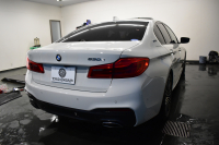 BMW 5シリーズ 530e Mｽﾎﾟｰﾂ PHEV ｻﾝR ｲﾉﾍﾞｰｼｮﾝ&ﾊｲﾗｲﾝP 変更後全面液晶ﾒｰﾀｰ 4ｿﾞｰﾝAC 全席ﾋｰﾀｰ付黒革 Mｽﾎﾟｰﾂﾌﾞﾚｰｷ LEDﾍｯﾄﾞﾗｲﾄ ACC HUD LCW ﾊｰﾏﾝｶｰﾄﾞﾝ  ｼﾞｪｽﾁｬｰC付ﾀｯﾁﾊﾟﾈﾙHDDﾅﾋﾞﾌﾙｾｸﾞ 全周ｶﾒﾗ3Dﾋﾞｭｰ 電動ﾄﾗﾝｸ 19AW ﾜｲﾔﾚｽ充電 2年保証