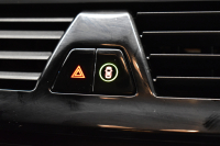 BMW 5シリーズ 530e Mｽﾎﾟｰﾂ PHEV ｻﾝR ｲﾉﾍﾞｰｼｮﾝ&ﾊｲﾗｲﾝP 変更後全面液晶ﾒｰﾀｰ 4ｿﾞｰﾝAC 全席ﾋｰﾀｰ付黒革 Mｽﾎﾟｰﾂﾌﾞﾚｰｷ LEDﾍｯﾄﾞﾗｲﾄ ACC HUD LCW ﾊｰﾏﾝｶｰﾄﾞﾝ  ｼﾞｪｽﾁｬｰC付ﾀｯﾁﾊﾟﾈﾙHDDﾅﾋﾞﾌﾙｾｸﾞ 全周ｶﾒﾗ3Dﾋﾞｭｰ 電動ﾄﾗﾝｸ 19AW ﾜｲﾔﾚｽ充電 2年保証