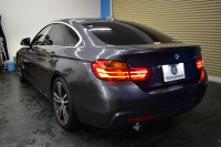 BMW 4シリーズ 420i ｸﾞﾗﾝｸｰﾍﾟ ｲﾝｽﾀｲﾙ 限定車 追従ACC HUD ｱﾀﾞﾌﾟﾃｨﾌﾞLEDﾍｯﾄﾞﾗｲﾄ ﾋｰﾀｰ付茶革 19AW ｻﾃﾝｱﾙﾐﾓｰﾙ ｳｯﾄﾞｲﾝﾃﾘｱ ﾀｯﾁﾊﾟｯﾄﾞHDDﾅﾋﾞBｶﾒﾗ 車線変更&逸脱&歩行者警告 衝突軽減B 電動Rｹﾞｰﾄ  2年保証