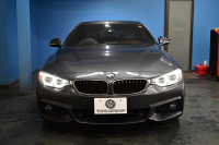 BMW 4シリーズ 420i ｸﾞﾗﾝｸｰﾍﾟ ｲﾝｽﾀｲﾙ 限定車 追従ACC HUD ｱﾀﾞﾌﾟﾃｨﾌﾞLEDﾍｯﾄﾞﾗｲﾄ ﾋｰﾀｰ付茶革 19AW ｻﾃﾝｱﾙﾐﾓｰﾙ ｳｯﾄﾞｲﾝﾃﾘｱ ﾀｯﾁﾊﾟｯﾄﾞHDDﾅﾋﾞBｶﾒﾗ 車線変更&逸脱&歩行者警告 衝突軽減B 電動Rｹﾞｰﾄ  2年保証