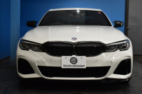 BMW 3シリーズ M340i Xﾄﾞﾗｲﾌﾞ ｲﾉﾍﾞｰｼｮﾝP ﾋｰﾀｰ付黒革 ACC HUD ﾚｰｻﾞｰLEDﾗｲﾄ 可変Mｻｽ Mｽﾎﾟｰﾂﾌﾞﾚｰｷ ｼﾞｪｽﾁｬｰCﾀｯﾁﾊﾟﾈﾙﾅﾋﾞ全周囲ｶﾒ駐車ｱｼｽﾄ ﾊｰﾏﾝｶｰﾄﾞﾝｽﾋﾟｰｶｰ Mperformanceｶｰﾎﾞﾝｲﾝﾃﾘｱﾄﾘﾑ 側面衝突&車線変更&逸脱警告 2年保証