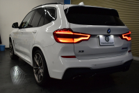 BMW X3 M40d ｾﾚｸﾄ&ﾊｲﾗｲﾝﾊﾟｯｹｰｼﾞ 326馬力 ﾊﾟﾉﾗﾏｻﾝﾙｰﾌ 全席ﾋｰﾀｰ付黒革 ﾊｰﾏﾝｶｰﾄﾞﾝ 21AW 追従ACC HUD ｽﾃｱﾘﾝｸﾞｻﾎﾟｰﾄ ﾀｯﾁﾊﾟﾈﾙﾅﾋﾞ ﾌﾙｾｸﾞ 全周囲ｶﾒﾗ3Dﾋﾞｭｰ LEDﾍｯﾄﾞﾗｲﾄ 電動Rｹﾞｰﾄ ﾜｲﾔﾚｽ充電 液晶ﾒｰﾀｰ 2年保証