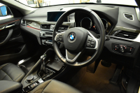 BMW X1 Xdrive18d Xﾗｲﾝ 中期 期間限定特別掲載 4WD 1ｵｰﾅｰ ﾊｲﾗｲﾝ&ｺﾝﾌｫｰﾄ&ｱﾄﾞﾊﾞﾝｽﾄﾞｱｸﾃｨﾌﾞｾｰﾌﾃｨP 追従ACC HUD ﾋｰﾀｰ付電動黒革 LEDﾍｯﾄﾞﾗｲﾄ 衝突軽減B ﾀｯﾁﾊﾟﾈﾙﾅﾋﾞ Bｶﾒﾗ 前後PDC Pｱｼｽﾄ 電動Rｹﾞｰﾄ ｽﾏｰﾄｷｰ 18AW 2年保証