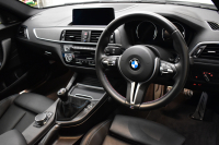 BMW Mシリーズ M2 6速MT LCI後期 ｾﾚｸﾄP ｻﾝﾙｰﾌ ﾋｰﾀｰ付黒革 LEDﾍｯﾄﾞﾗｲﾄ&ﾃｰﾙ ﾀｯﾁﾊﾟﾈﾙHDDﾅﾋﾞ Bｶﾒﾗ ﾘｱPDC 19AW 車線逸脱&歩行者警告 衝突軽減ﾌﾞﾚｰｷ ｶｰﾎﾞﾝｲﾝﾃﾘｱ ｶｰﾎﾞﾝﾄﾗﾝｸｽﾎﾟｲﾗｰ iｽﾄｯﾌﾟ ｽﾏｰﾄｷｰ 2年保証