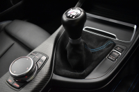 BMW Mシリーズ M2 6速MT LCI後期 ｾﾚｸﾄP ｻﾝﾙｰﾌ ﾋｰﾀｰ付黒革 LEDﾍｯﾄﾞﾗｲﾄ&ﾃｰﾙ ﾀｯﾁﾊﾟﾈﾙHDDﾅﾋﾞ Bｶﾒﾗ ﾘｱPDC 19AW 車線逸脱&歩行者警告 衝突軽減ﾌﾞﾚｰｷ ｶｰﾎﾞﾝｲﾝﾃﾘｱ ｶｰﾎﾞﾝﾄﾗﾝｸｽﾎﾟｲﾗｰ iｽﾄｯﾌﾟ ｽﾏｰﾄｷｰ 2年保証