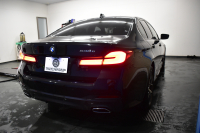 BMW 5シリーズ 530e Mｽﾎﾟｰﾂ ｴﾃﾞｨｼｮﾝｼﾞｮｲ+ LCI後期 PHEV 全席ﾋｰﾀｰ付茶革 新ﾃﾞｻﾞｲﾝLEDﾍｯﾄﾞﾗｲﾄ 可変ｻｽﾍﾟﾝｼｮﾝ ﾗｲﾌﾞｺｸﾋﾟｯﾄ ACC HUD LCW ﾀｯﾁﾊﾟﾈﾙﾅﾋﾞ3Dﾋﾞｭｰ全周囲ｶﾒ ﾌﾙｾｸﾞ 電動ﾄﾗﾝｸ 2年保証