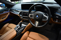 BMW 5シリーズ 530e Mｽﾎﾟｰﾂ ｴﾃﾞｨｼｮﾝｼﾞｮｲ+ LCI後期 PHEV 全席ﾋｰﾀｰ付茶革 新ﾃﾞｻﾞｲﾝLEDﾍｯﾄﾞﾗｲﾄ 可変ｻｽﾍﾟﾝｼｮﾝ ﾗｲﾌﾞｺｸﾋﾟｯﾄ ACC HUD LCW ﾀｯﾁﾊﾟﾈﾙﾅﾋﾞ3Dﾋﾞｭｰ全周囲ｶﾒ ﾌﾙｾｸﾞ 電動ﾄﾗﾝｸ 2年保証