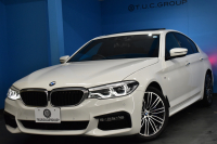 BMW 5シリーズ 530i Mｽﾎﾟｰﾂ ｲﾉﾍﾞｰｼｮﾝ＆ﾊｲﾗｲﾝP ｻﾝﾙｰﾌ 液晶ﾒｰﾀｰ  高出力ﾓﾃﾞﾙ  全席ﾋｰﾀｰ付黒革 HUD LEDﾍｯﾄﾞﾗｲﾄ 追従ACC 車線変更警告 ﾜｲﾔﾚｽ充電 ｼﾞｪｽﾁｬｰC ﾀｯﾁﾊﾟﾈﾙ対応iﾄﾞﾗｲﾌﾞHDDﾅﾋﾞﾌﾙｾｸﾞ 3Dﾋﾞｭｰ Pｱｼｽﾄﾌﾟﾗｽ 電動ﾄﾗﾝｸ 2年保証