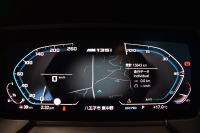 BMW 1シリーズ M135i xDrive 期間限定特別掲載 4WD ﾃﾞﾋﾞｭｰP ﾋｰﾀｰ付電動Mｽﾎﾟｰﾂｼｰﾄ 可変ｻｽﾍﾟﾝｼｮﾝ Mｼｰﾄﾍﾞﾙﾄ Mｽﾎﾟｰﾂﾌﾞﾚｰｷ 追従ACC BMWﾗｲﾌﾞｺｯｸﾋﾟｯﾄ ﾀｯﾁﾊﾟﾈﾙﾅﾋﾞ ｱｯﾌﾟﾙｶｰﾌﾟﾚｲ LEDﾍｯﾄﾞﾗｲﾄ 電動Rｹﾞｰﾄ 2年保証