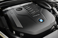 BMW 7シリーズ 740i Mｽﾎﾟｰﾂ LCI後期 1ｵｰﾅｰ ｲﾉﾍﾞｰｼｮﾝP ｻﾝﾙｰﾌ BMWﾚｰｻﾞｰLED 全席ﾋｰﾀｰ&前席ﾍﾞﾝﾁﾚｰｼｮﾝ付黒革 ACC HUD BMWﾗｲﾌﾞｺｯｸﾋﾟｯﾄ ﾀｯﾁﾊﾟﾈﾙﾅﾋﾞ3Dﾋﾞｭｰ ﾌﾙｾｸﾞ ﾊｰﾏﾝｶｰﾄﾞﾝ  液晶ﾒｰﾀｰ 20AW 車線変更&逸脱&歩行者警告 衝突軽減ﾌﾞﾚｰｷ 2年保証