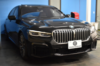 BMW 7シリーズ 740i Mｽﾎﾟｰﾂ LCI後期 1ｵｰﾅｰ ｲﾉﾍﾞｰｼｮﾝP ｻﾝﾙｰﾌ BMWﾚｰｻﾞｰLED 全席ﾋｰﾀｰ&前席ﾍﾞﾝﾁﾚｰｼｮﾝ付黒革 ACC HUD BMWﾗｲﾌﾞｺｯｸﾋﾟｯﾄ ﾀｯﾁﾊﾟﾈﾙﾅﾋﾞ3Dﾋﾞｭｰ ﾌﾙｾｸﾞ ﾊｰﾏﾝｶｰﾄﾞﾝ  液晶ﾒｰﾀｰ 20AW 車線変更&逸脱&歩行者警告 衝突軽減ﾌﾞﾚｰｷ 2年保証
