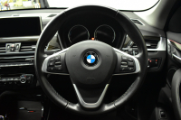 BMW X1 Xdrive20i Xﾗｲﾝ 中期 4WD ﾊｲﾗｲﾝ&ｺﾝﾌｫｰﾄ&ｱﾄﾞﾊﾞﾝｽﾄﾞｱｸﾃｨﾌﾞｾｰﾌﾃｨP 追従ACC HUD ﾋｰﾀｰ付電動黒革 LEDﾍｯﾄﾞﾗｲﾄ 18AW 衝突軽減B ﾀｯﾁﾊﾟﾈﾙﾅﾋﾞ Bｶﾒﾗ 前後PDC Pｱｼｽﾄ 電動Rｹﾞｰﾄ ｽﾏｰﾄｷｰ  2年保証