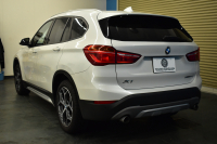 BMW X1 Xdrive20i Xﾗｲﾝ 中期 4WD ﾊｲﾗｲﾝ&ｺﾝﾌｫｰﾄ&ｱﾄﾞﾊﾞﾝｽﾄﾞｱｸﾃｨﾌﾞｾｰﾌﾃｨP 追従ACC HUD ﾋｰﾀｰ付電動黒革 LEDﾍｯﾄﾞﾗｲﾄ 18AW 衝突軽減B ﾀｯﾁﾊﾟﾈﾙﾅﾋﾞ Bｶﾒﾗ 前後PDC Pｱｼｽﾄ 電動Rｹﾞｰﾄ ｽﾏｰﾄｷｰ  2年保証
