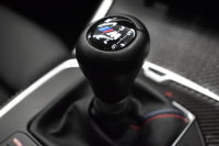 BMW Mシリーズ M2ｸｰﾍﾟ 6速MT 新車保証R8年4月迄 ｶｰﾎﾞﾝﾙｰﾌ ﾊｲﾗｲﾝP ｶｰﾌﾞﾄﾞﾃﾞｨｽﾌﾟﾚｲ ﾋｰﾀｰ付黒革Mｽﾎﾟｰﾂｼｰﾄ(専用ﾊｲﾗｲﾄ付) ｶｰﾎﾞﾝｲﾝﾃﾘｱﾄﾘﾑ 可変Mｻｽ Mｺﾝﾊﾟｳﾝﾄﾞﾌﾞﾚｰｷ HUD BMWﾗｲﾌﾞｺｯｸﾋﾟｯﾄ ﾅﾋﾞ ｱｯﾌﾟﾙｶｰﾌﾟﾚｲ LEDﾍｯﾄﾞﾗｲﾄ 2年保証