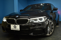 BMW 5シリーズ 540i Xﾄﾞﾗｲﾌﾞ Mｽﾎﾟｰﾂ 型式変更後ﾓﾃﾞﾙ 4WD ｺﾝﾌｫｰﾄ&ｾﾚｸﾄ&ﾊｲﾗｲﾝP ﾗｲﾌﾞｺｯｸﾋﾟｯﾄ ｻﾝﾙｰﾌ harman/kardon Fﾍﾞﾝﾁﾚｰｼｮﾝ&ﾏｯｻｰｼﾞ 全席ﾋｰﾀｰ付黒革 Mｽﾎﾟｰﾂﾌﾞﾚｰｷ LEDﾍｯﾄﾞ 液晶ﾒｰﾀｰ ACC HUD LCW  ﾀｯﾁﾊﾟﾈﾙﾅﾋﾞ全周囲ｶﾒﾗ ﾌﾙｾｸﾞ 2年保証