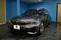 BMW 3シリーズ M340i Xﾄﾞﾗｲﾌﾞ ﾂｰﾘﾝｸﾞ ｲﾉﾍﾞｰｼｮﾝP ﾋｰﾀｰ付黒革Mｽﾎﾟｰﾂｼｰﾄ ACC HUD ﾚｰｻﾞｰLEDﾗｲﾄ 可変Mｻｽ 19AW Mｽﾎﾟｰﾂﾚｯﾄﾞﾌﾞﾚｰｷ ｼﾞｪｽﾁｬｰC付ﾀｯﾁﾊﾟﾈﾙﾅﾋﾞ全周囲ｶﾒﾗ駐車ｱｼｽﾄ ﾊｰﾏﾝｶｰﾄﾞﾝ 側面衝突&車線変更&逸脱警告 2年保証