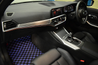 BMW 3シリーズ M340i Xﾄﾞﾗｲﾌﾞ ﾂｰﾘﾝｸﾞ ｲﾉﾍﾞｰｼｮﾝP ﾋｰﾀｰ付黒革Mｽﾎﾟｰﾂｼｰﾄ ACC HUD ﾚｰｻﾞｰLEDﾗｲﾄ 可変Mｻｽ 19AW Mｽﾎﾟｰﾂﾚｯﾄﾞﾌﾞﾚｰｷ ｼﾞｪｽﾁｬｰC付ﾀｯﾁﾊﾟﾈﾙﾅﾋﾞ全周囲ｶﾒﾗ駐車ｱｼｽﾄ ﾊｰﾏﾝｶｰﾄﾞﾝ 側面衝突&車線変更&逸脱警告 2年保証