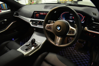 BMW 3シリーズ M340i Xﾄﾞﾗｲﾌﾞ ﾂｰﾘﾝｸﾞ ｲﾉﾍﾞｰｼｮﾝP ﾋｰﾀｰ付黒革Mｽﾎﾟｰﾂｼｰﾄ ACC HUD ﾚｰｻﾞｰLEDﾗｲﾄ 可変Mｻｽ 19AW Mｽﾎﾟｰﾂﾚｯﾄﾞﾌﾞﾚｰｷ ｼﾞｪｽﾁｬｰC付ﾀｯﾁﾊﾟﾈﾙﾅﾋﾞ全周囲ｶﾒﾗ駐車ｱｼｽﾄ ﾊｰﾏﾝｶｰﾄﾞﾝ 側面衝突&車線変更&逸脱警告 2年保証