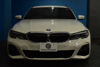 BMW 3シリーズ 330iﾂｰﾘﾝｸﾞ Mｽﾎﾟｰﾂ 高出力 ｲﾉﾍﾞｰｼｮﾝ&ﾊｲﾗｲﾝ&ｻｳﾝﾄﾞ＆ｺﾝﾌｫｰﾄP ﾚｰｻﾞｰLEDﾗｲﾄ ﾋｰﾀｰ付黒革 ACC HUD 19AW Mｽﾎﾟｰﾂﾌﾞﾚｰｷ ﾊﾟｰｷﾝｸﾞｱｼｽﾄ+ 全周囲ｶﾒﾗ ｼﾞｪｽﾁｬｰC対応ﾀｯﾁﾊﾟﾈﾙﾅﾋﾞ ｱｯﾌﾟﾙｶｰﾌﾟﾚｲ 電動Rｹﾞｰﾄ ﾜｲﾔﾚｽ充電2年保証