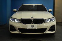 BMW 3シリーズ 330iﾂｰﾘﾝｸﾞ Mｽﾎﾟｰﾂ 高出力 ｲﾉﾍﾞｰｼｮﾝ&ﾊｲﾗｲﾝ&ｻｳﾝﾄﾞ＆ｺﾝﾌｫｰﾄP ﾚｰｻﾞｰLEDﾗｲﾄ ﾋｰﾀｰ付黒革 ACC HUD 19AW Mｽﾎﾟｰﾂﾌﾞﾚｰｷ ﾊﾟｰｷﾝｸﾞｱｼｽﾄ+ 全周囲ｶﾒﾗ ｼﾞｪｽﾁｬｰC対応ﾀｯﾁﾊﾟﾈﾙﾅﾋﾞ ｱｯﾌﾟﾙｶｰﾌﾟﾚｲ 電動Rｹﾞｰﾄ ﾜｲﾔﾚｽ充電2年保証