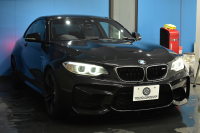 BMW Mシリーズ M2ｸｰﾍﾟ MDCT 7速DCT harman/kardon ﾋｰﾀｰ付黒革 LEDﾘﾝｸﾞｷｾﾉﾝﾍｯﾄﾞﾗｲﾄ ﾀｯﾁﾊﾟｯﾄﾞHDDﾅﾋﾞ 19AW  車線逸脱&歩行者警告 衝突軽減ﾌﾞﾚｰｷ ｶｰﾎﾞﾝｲﾝﾃﾘｱ Bｶﾒﾗ iｽﾄｯﾌﾟ ｽﾏｰﾄｷｰ 2年保証