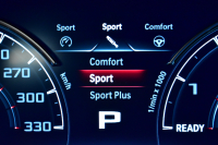 BMW Mシリーズ M5 V8ﾂｲﾝﾀｰﾎﾞ600馬力 MxDrive（4WD//2WD切替可）ｺﾝﾌｫｰﾄP  全席ﾋｰﾀｰ&前席ﾍﾞﾝﾁﾚｰｼｮﾝ&ﾏｯｻｰｼﾞ付ﾌﾞﾗｳﾝ&ﾌﾞﾗｯｸﾚｻﾞｰ ｽﾃｱﾘﾝｸﾞﾋｰﾀｰ ｱﾝﾋﾞｴﾝﾄｴｱP  追従ACC LCW LEDﾍｯﾄﾞﾗｲﾄ HUD 液晶ﾒｰﾀｰ 3Dﾋﾞｭｰ 20AW 2年保証